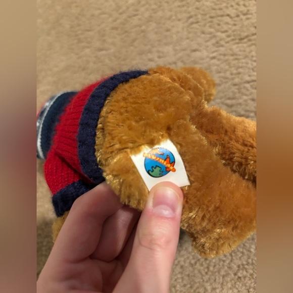 Plushland Brown Bear - Picture 6 of 8